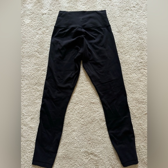 Lululemon Black Wunder Under Mesh Front Criss Cross Leggings Size 4 - Picture 3 of 4